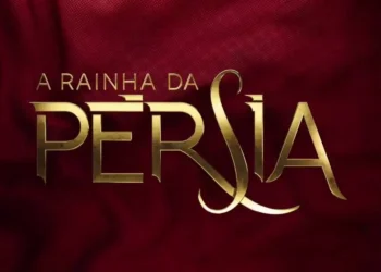 Logo da novela "A Rainha da Pérsia". Fundo com textura de tecido, na cor vinho, com destaque para "Pérsia", com as letras douradas.