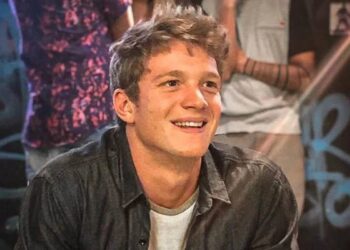 Pedro Novaes sorridente