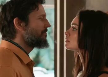 Egídio cara a cara com Eliana em Renascer.