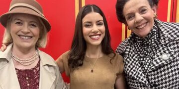 Magali Bliff, Isabela Souza e Rosi Campos nos bastidores