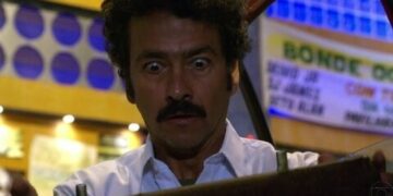 Sandro (Marcos Palmeira) assustado