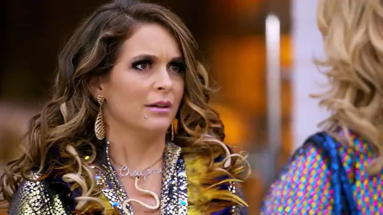 Chayene pede perdão a Rosário