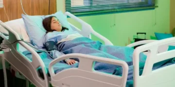 Final: Romeu e Julieta não reagem a tratamento médico, são colocados lado a lado e milagre desperta apenas um deles do coma