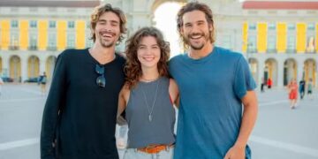 Bruno Montaleone, Alanis Guillen e Nicolas Prattes posam nos bastidores das gravações de Mania de Você