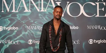 David Junior interpreta Sirley em Mania de Você