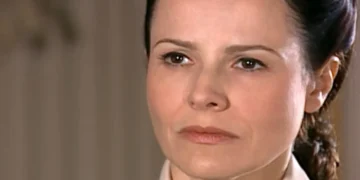 Vera pede perdão a Alexandra