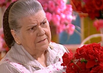 Hilda Rebello interpretou a personagem Filó em Alma Gêmea (Foto: Reprodução/TV Globo)