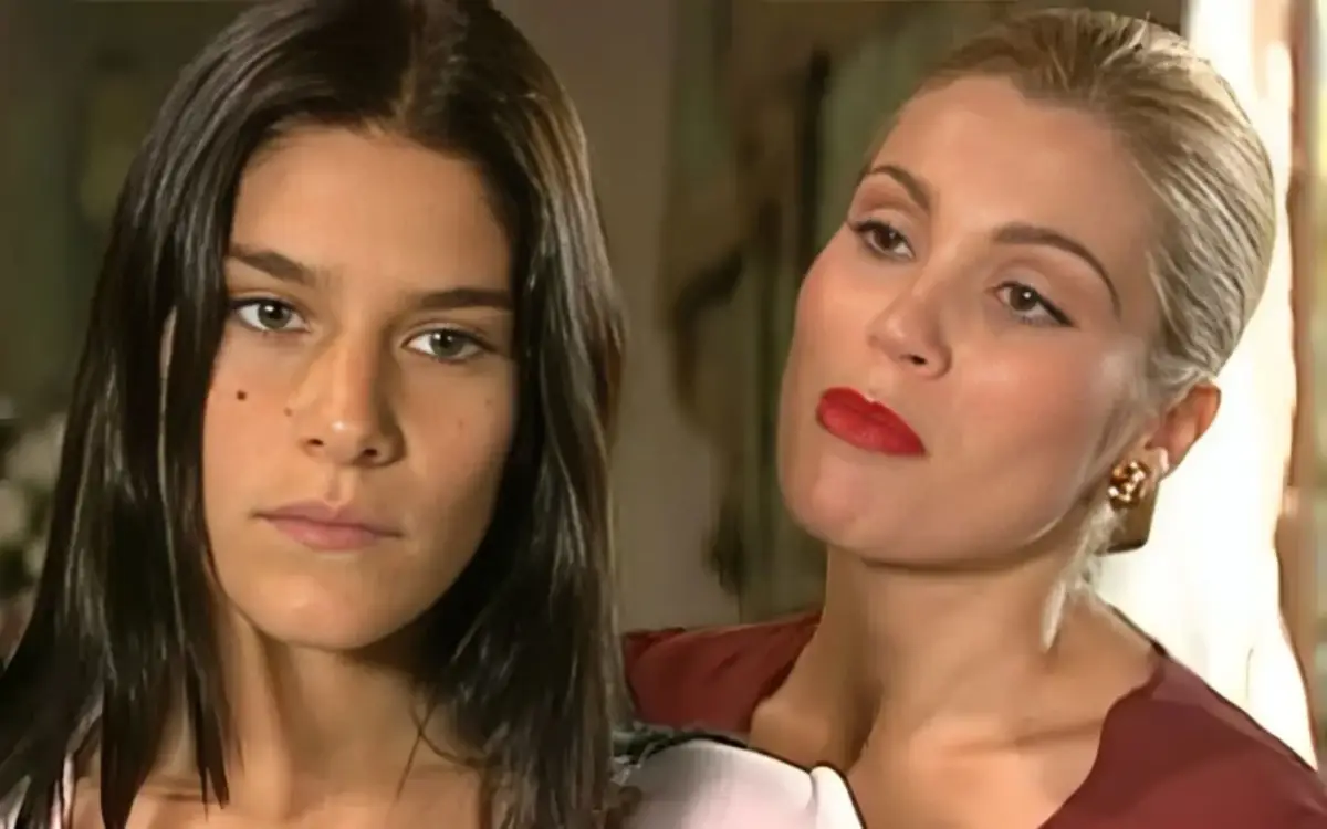 Priscila Fantin (Serena) e Flávia Alessandra (Cristina) em cena de Alma Gêmea (Foto: Reprodução/TV Globo)