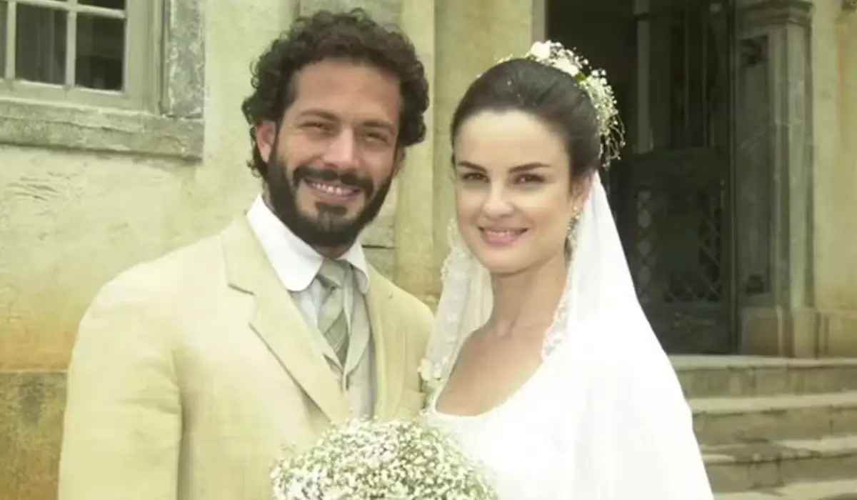 Malvino Salvador e Carolina Kasting como Tobias e Mariquinha em Cabocla (Foto: Divulgação/TV Globo)