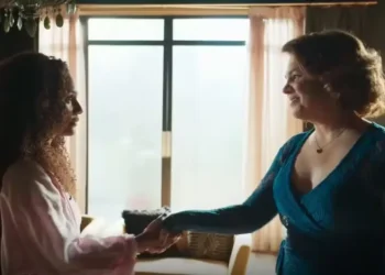 Madá e Violeta ficam cara a cara