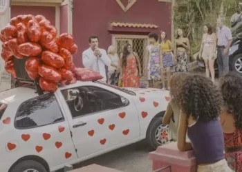Chico faz loucura de amor para Madá