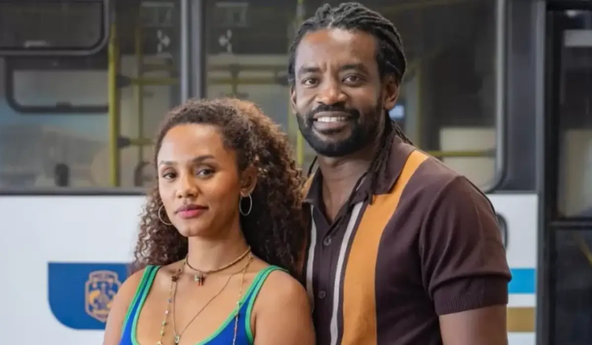 Jéssica Ellen (Madá) e Fabrício Boliveira (Jão) em Volta por Cima (Foto: Fábio Rocha/Globo)