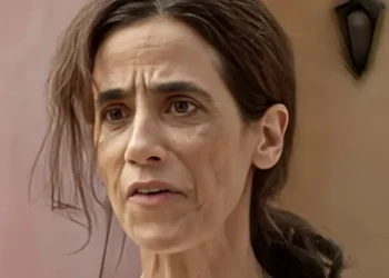 Salete reencontra Corina Castelo
