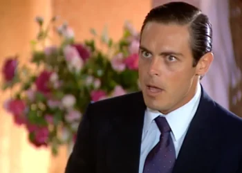 Raul perde todos os clientes do restaurante após eles passarem mal com a comida e fecha as portas do local: “Deu tudo errado”