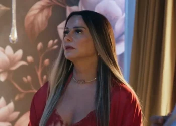 Rosana usa roupas provocantes para a campanha da Viação Formosa e não teme que seu casamento com Edson termine: “precisa aprovar”