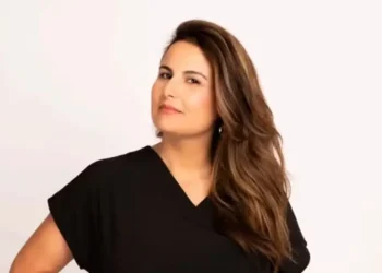 Úrsula Corona estará em Garota do Momento