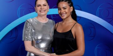 Debora Bloch e Bella Campos vão interpretar Odete Roitman e Maria de Fátima no remake de Vale Tudo (Foto: Globo/Daniela Toviansky)