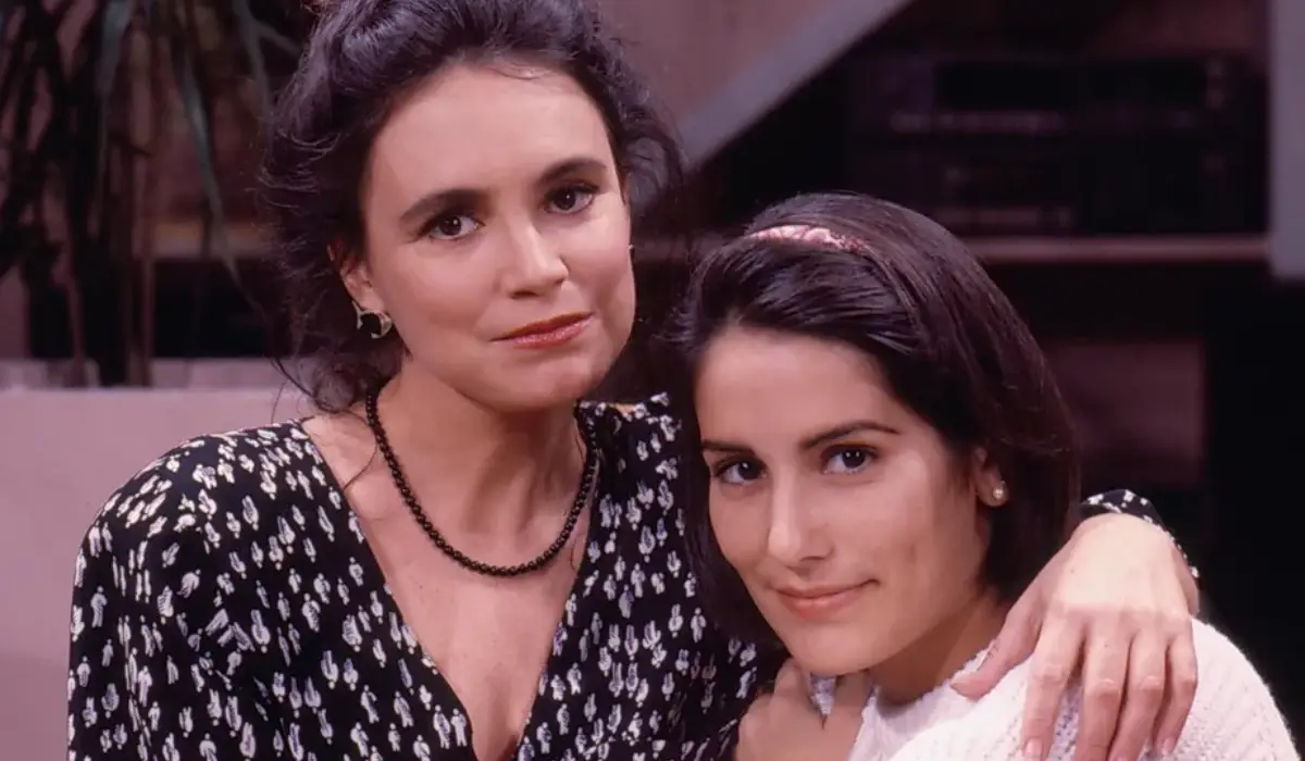 Regina Duarte (Raquel) e Gloria Pires (Maria de Fátima) em Vale Tudo (Foto: Divulgação/TV Globo)