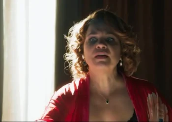 Violeta vai passar a perna em Osmar