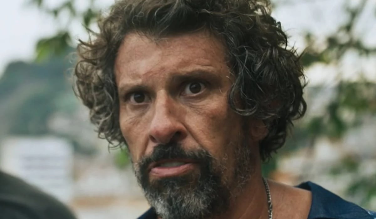 Osmar (Milhem Cortaz) em Volta por Cima (Foto: Reprodução/TV Globo)