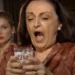 Débora (Ana Lúcia Torre) em cena de Alma Gêmea (Foto: Reprodução/TV Globo)