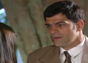 Eduardo Moscovis (Rafael) em Alma Gêmea (Foto: Reprodução/TV Globo)