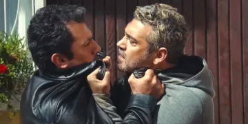 Arif e Sarp se enfrentando em cena de Força de Mulher.