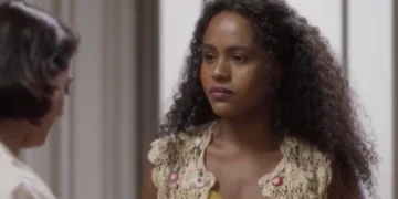 Beatriz (Duda Santos) em Garota do Momento (Foto: Reprodução/TV Globo)