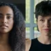 Viola (Gabz) e Luma (Agatha Moreira) em Mania de Você (Foto: Reprodução/TV Globo)