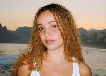 Leticia Vieira fará a filha de Celina (Malu Galli) em Vale Tudo