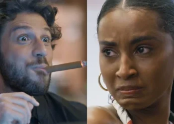 Mavi (Chay Suede) e Viola (Gabz) em Mania de Você (Foto: Reprodução/TV Globo)