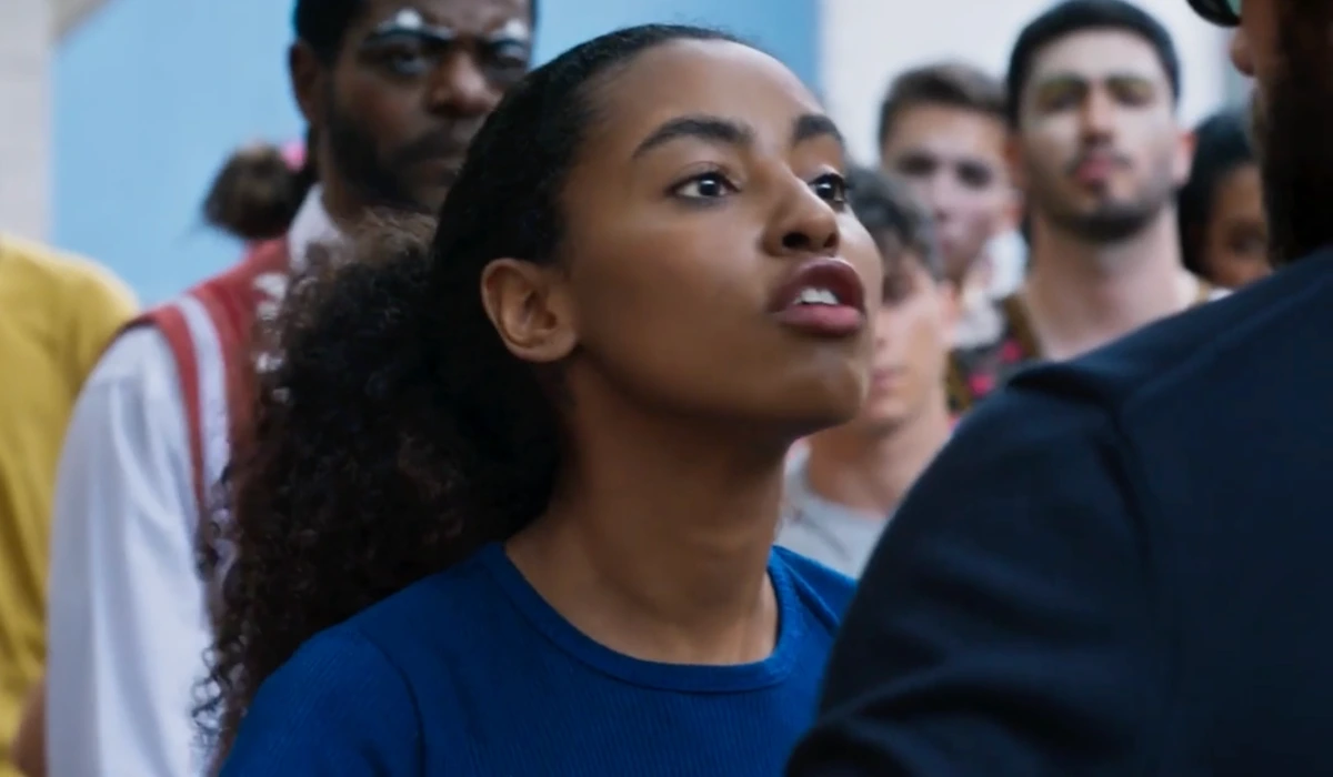 Gabz (Viola) em cena de Mania de Você (Foto: Reprodução/TV Globo)