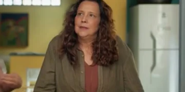 Ana Beatriz Nogueira em Mania de Você (Foto: Reprodução/TV Globo)