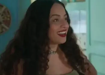CACÁ SORRIDENTE