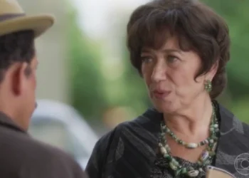 Maristela (Lilia Cabral) em Garota do Momento (Foto: Reprodução/TV Globo)
