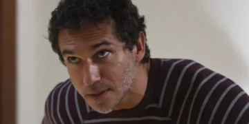 Volney sai no soco com Robson
