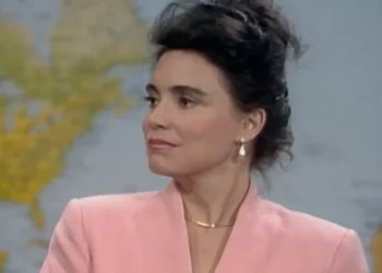 Regina Duarte como Raquel em Vale Tudo (Foto: Reprodução/TV Globo)