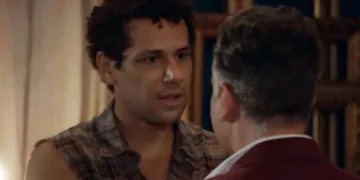 Chico (Amaury Lorenzo) e Gigi (Rodrigo Fagundes) em cena cortada de Volta por Cima (Foto: Reprodução/TV Globo)