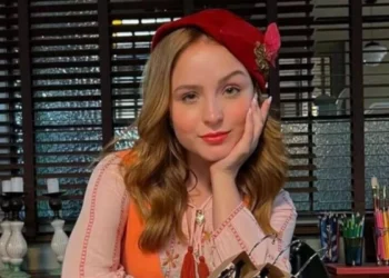 Larissa Manoela está no elenco de Eta Mundo Melhor (Foto: Reprodução/Instagram)