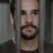 Nicolas Prattes (Rudá) em cena de Mania de Você (Foto: Reprodução/TV Globo)
