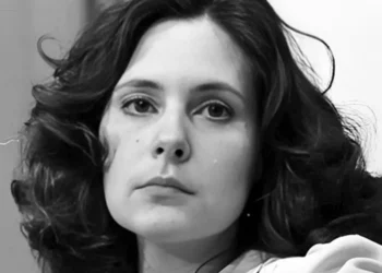 Elizabeth Savala protagonizou Pluma e Paetês