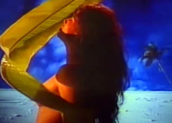 Isadora Ribeiro na abertura de Tieta (Foto: Reprodução/TV Globo)