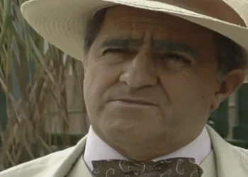 Ary Fontoura (Artur da Tapitanga) em Tieta (Foto: Reprodução/TV Globo)