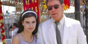 Lídia Brondi (Leonora) e Reginaldo Faria (Ascânio) em Tieta (Foto: Divulgação/TV Globo)