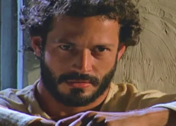 Cabocla: Obcecado para ficar com Zuca, Tobias descobre que doença de Luís se agravou e torce para que o rival morra logo