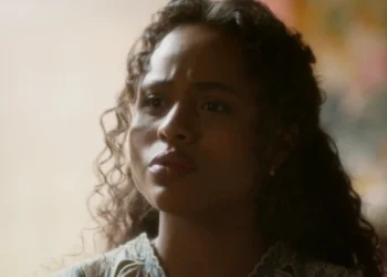 Beatriz (Duda Santos) em Garota do Momento (Foto: Reprodução/TV Globo)