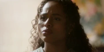 Beatriz (Duda Santos) em Garota do Momento (Foto: Reprodução/TV Globo)