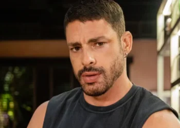 Cauã Reymond em Vale Tudo (Foto: Fábio Rocha/TV Globo)