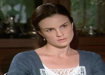 Frustrada, Mariquinha decide ir embora para a capital e anuncia que terá o bebê longe de todos: “Não tenho intenção de voltar”