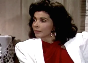 Betty Faria em cena de Tieta (Foto: Reprodução/TV Globo)